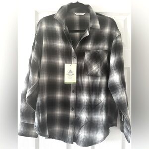 NWT- Alpine Design Women's Journey Oversized Flannel Pure Black Hickory Plaid